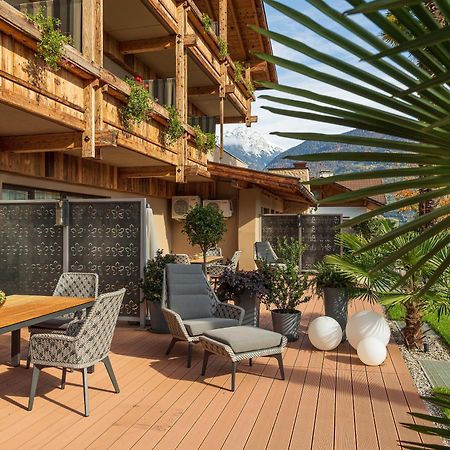Mondi Hotel Tscherms エクステリア 写真