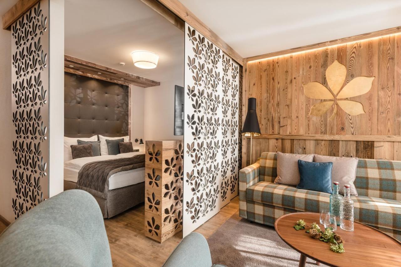 Mondi Hotel Tscherms エクステリア 写真