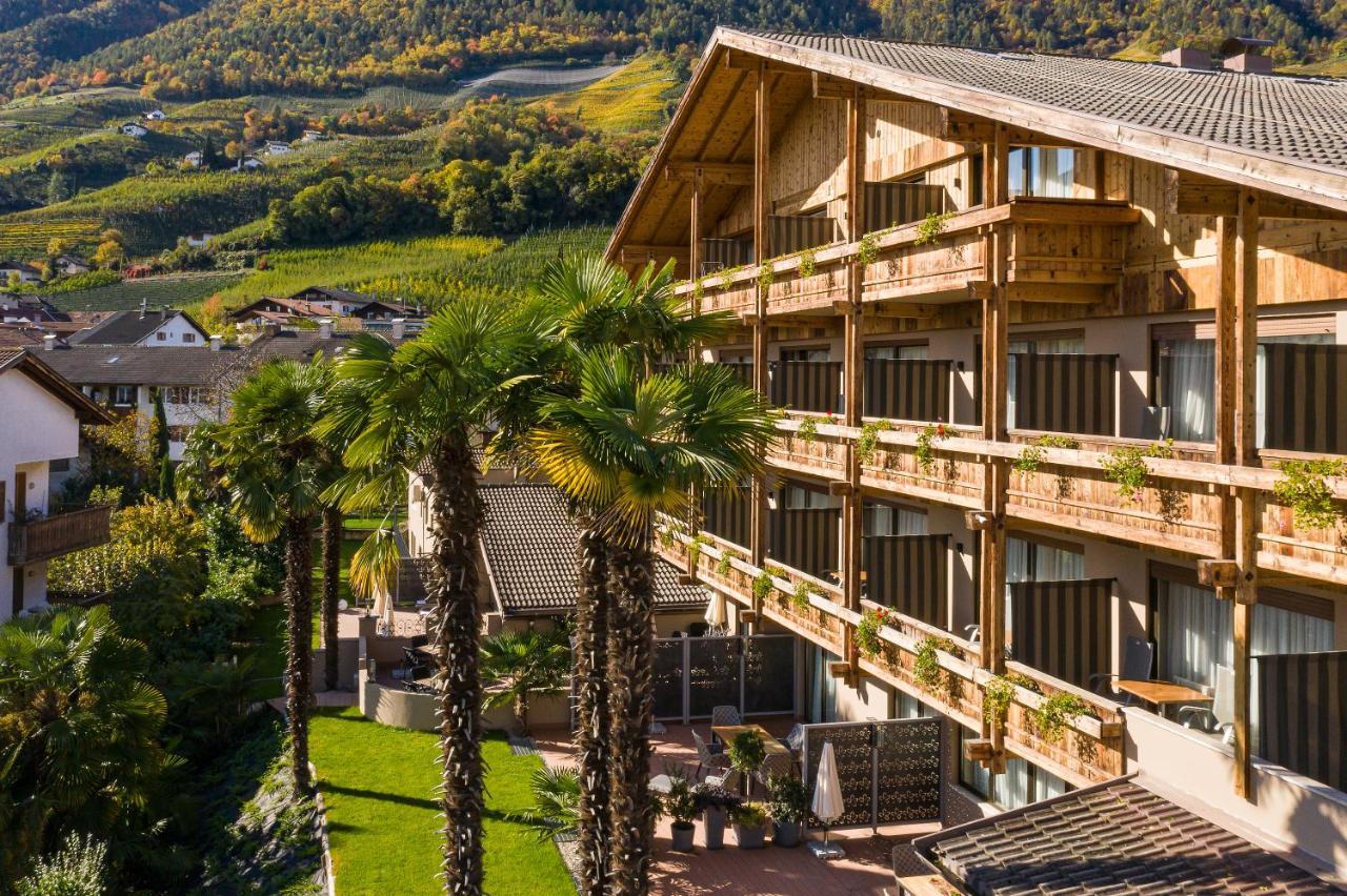 Mondi Hotel Tscherms エクステリア 写真