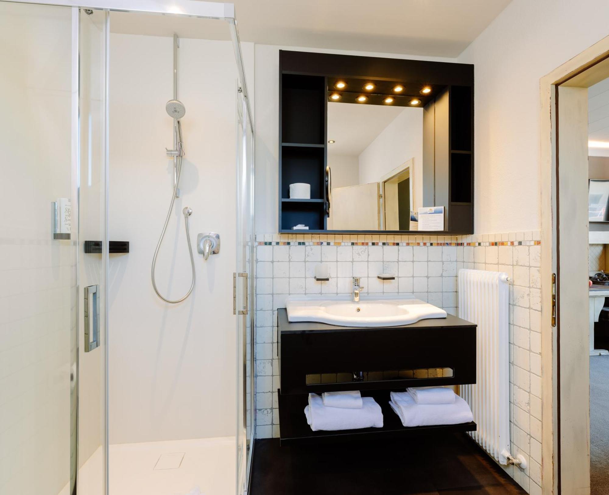 Mondi Hotel Tscherms エクステリア 写真